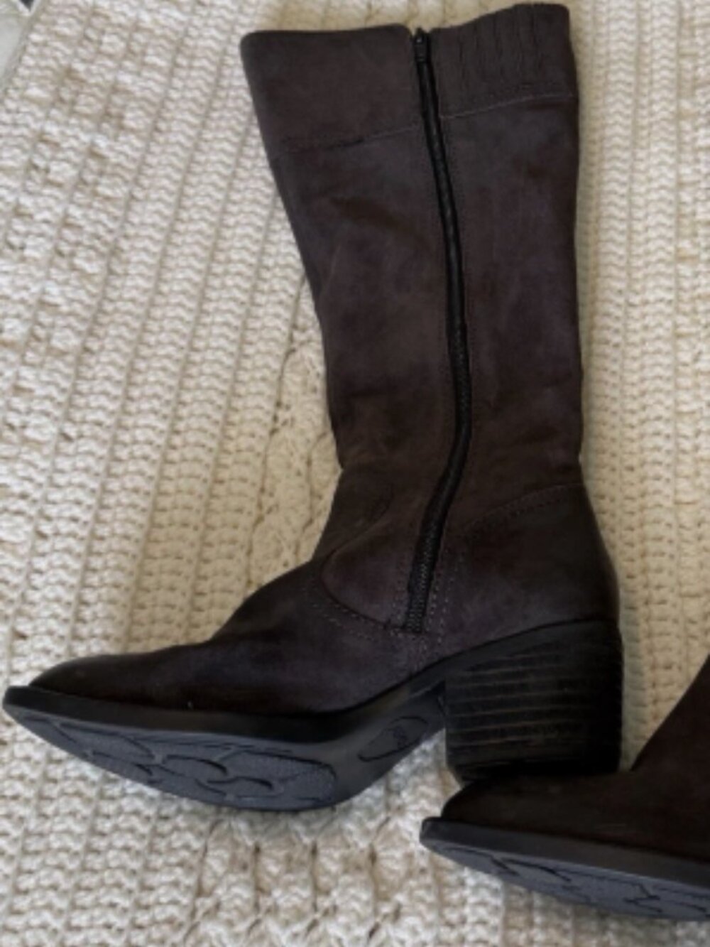 Born Boots, Dark Gray Suede, Size 5.5, Preowned excellent Condition
